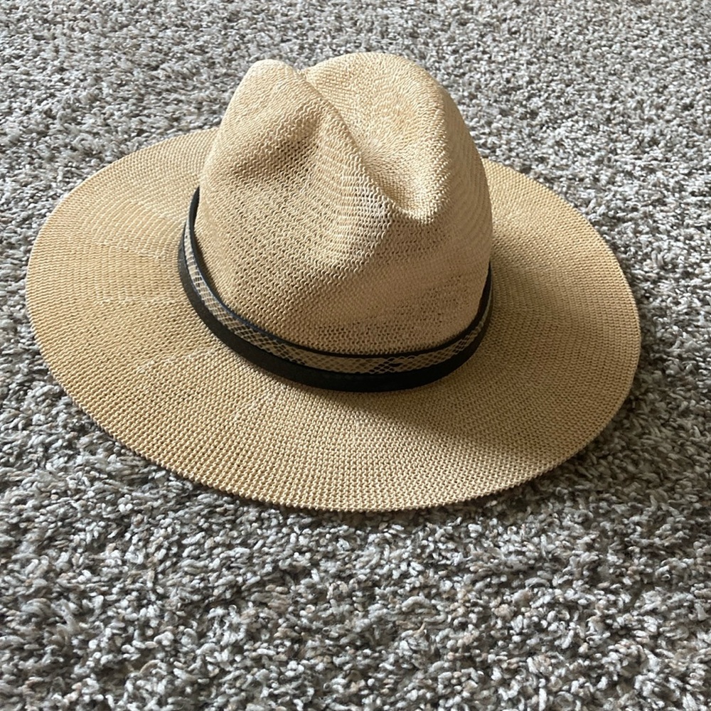 Straw hat